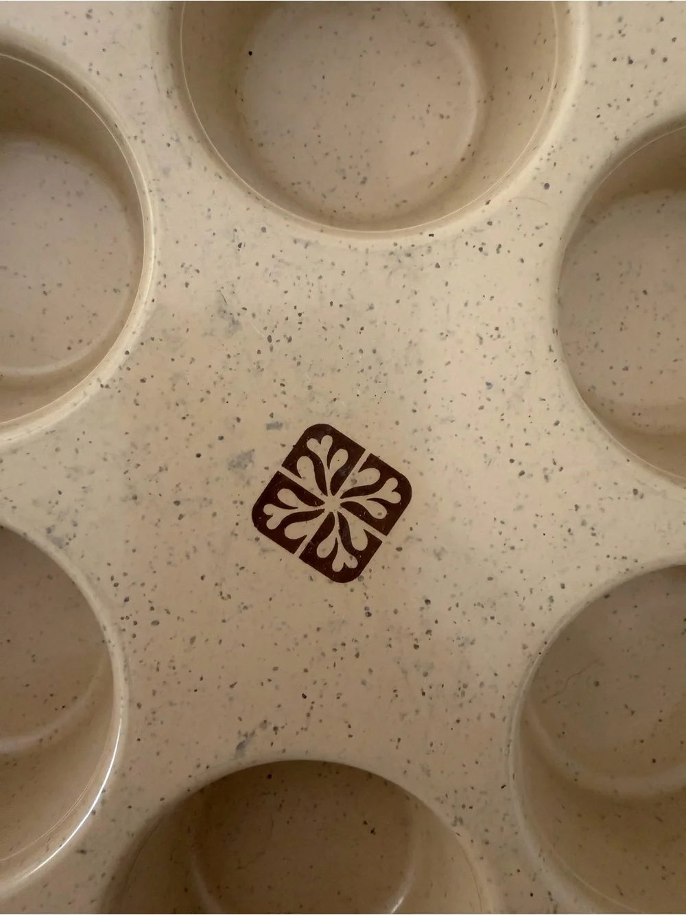 LittonWare vintage beige